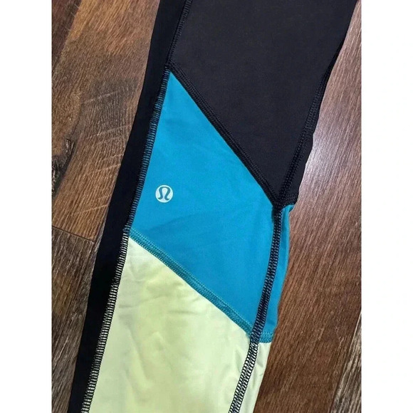 Lululemon Trail Bound 7/8 Tight size 8 Black / Blue Tropics / Clear Mint - Picture 6 of 9